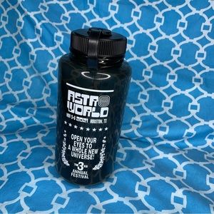 Travis Scott Astroworld Water Bottle Black flask cup collectible cactus Jack